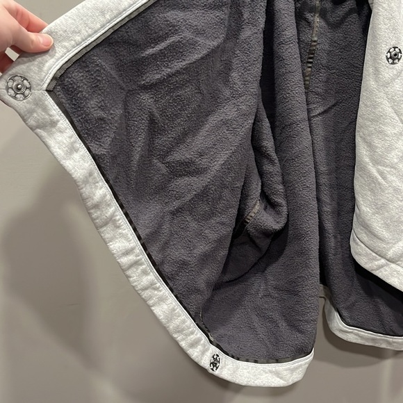 Lululemon savasana wrap sweater  size 6 - Picture 7 of 8